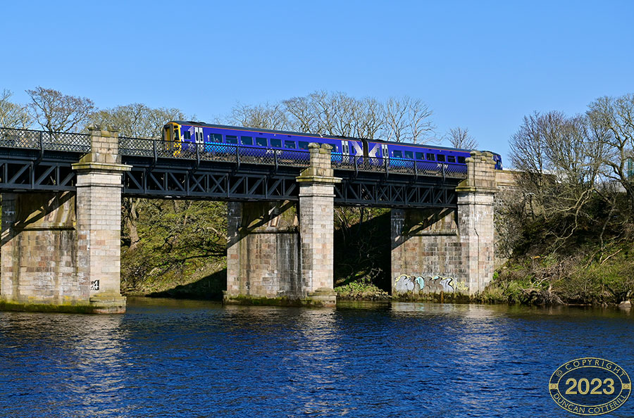 main photo
