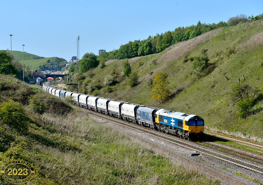 main photo