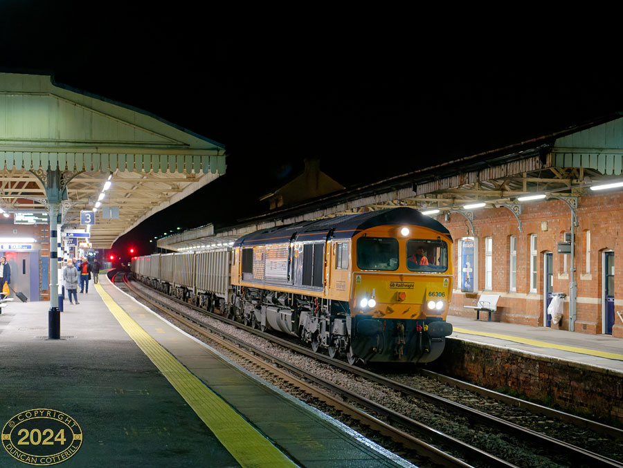 main photo