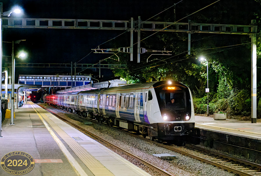 main photo