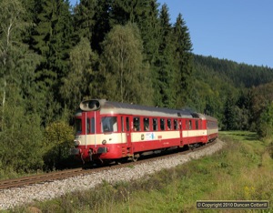 The 851s spent much of their time working semi-fast services from Jesenik to Zabreh na Morave. 851 021 approached Nove Losiny with Sp1700 on 7 September 2010.