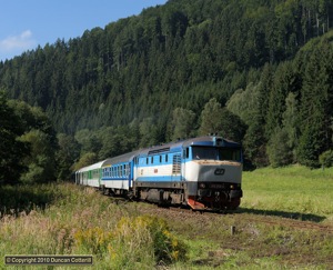 Blue and grey 749 259 was a good match for coaches in the new livery. The loco was working train R903 up the Branna Valley towards Jindrichov na Morave on 7 September 2010.