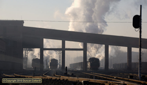 A busy morning at the washery on 11 December 2010. SY 1079 shunted empties while SY 1017, 1441 and 1425 were serviced.