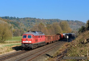 232.461 passed Alfalter with train 49278, a through freight from Kolin to Woippy, on 22 October.