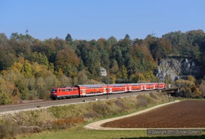 At last, a passenger with the engine at the right end! 111.035 worked RE59096 towards Solnhofen at Eßlingen on 23 October.