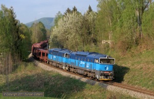 753.776 and 753.780 again, this time south of Mnisek u Liberce, with the same train of car carriers seen in the previous photo. The requirement to fit freights around a busy passenger service on a single track line mean that it's usually possible to photograph a train on both sides of at Mnisek, where freights and passengers cross.