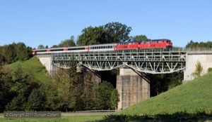 218.444 and 218.423 crossed the bridge at Maria Thann with EC196, the 07:16 from München to Zürich, on 10 September 2011.