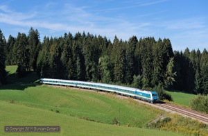 223.069 climbed towards Harbatshofen with eastbound ALX84153 on 10 September 2011.
