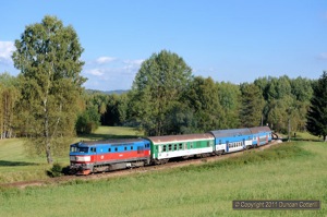 Possibly my last shot of a train booked for class 749 haulage. 749.051 left Nova Pec with Os8121/8120 on the afternoon of 15 September 2011.