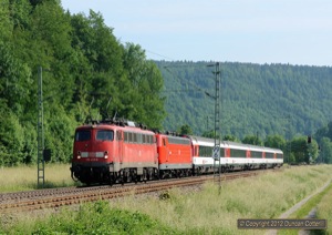 Saturday 2 June got off to a good start when 115.459 dragged 181.213 and IC181 south past Grünholz. There was nothing wrong with the 181, just a requirement to get the 115 down to Singen to work the next train north in lieu of an unavailable class 181.