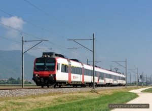 Local services on the Olten - Biel line are worked by class 560 
