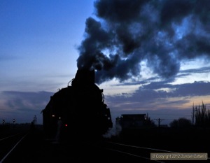 Another shot of JS.8225 preparing to leave Dongbolizhan with the workers' train on 19 November.