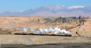 JS.8195 worked a coal train along the north side of the pit on 22 November.