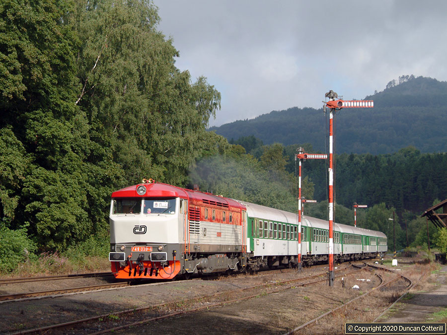 main photo