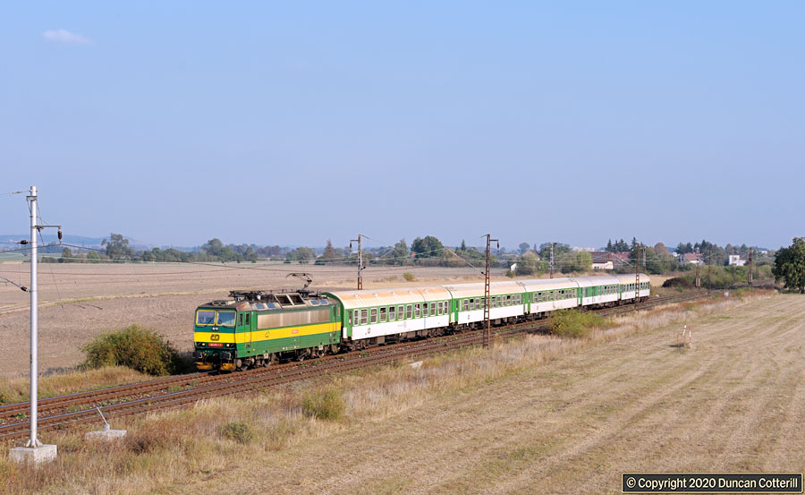 main photo