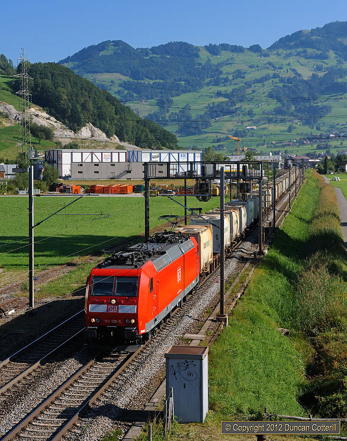 main photo