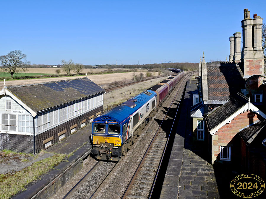 main photo
