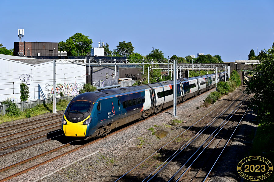 main photo