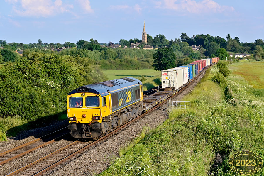 main photo